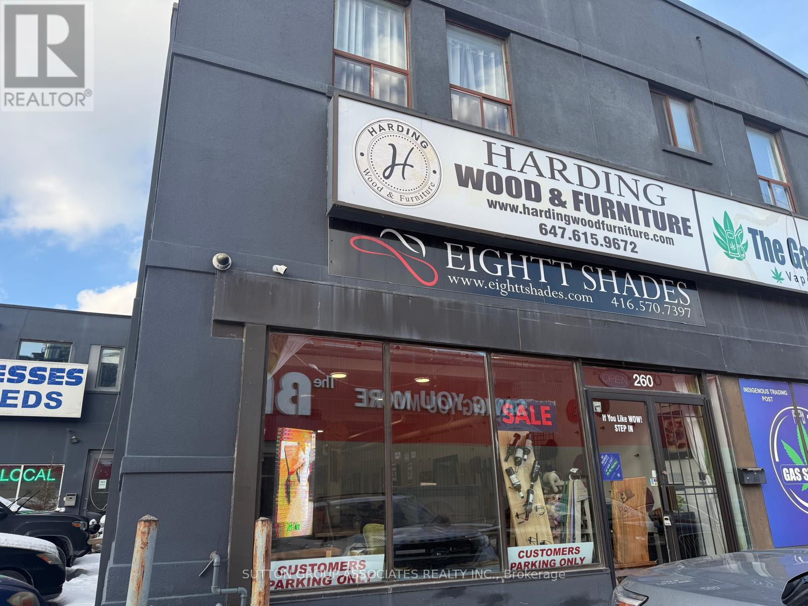 Storefront - 260 Geary Avenue, Toronto, Ontario  M6H 2C5 - Photo 3 - W12708558