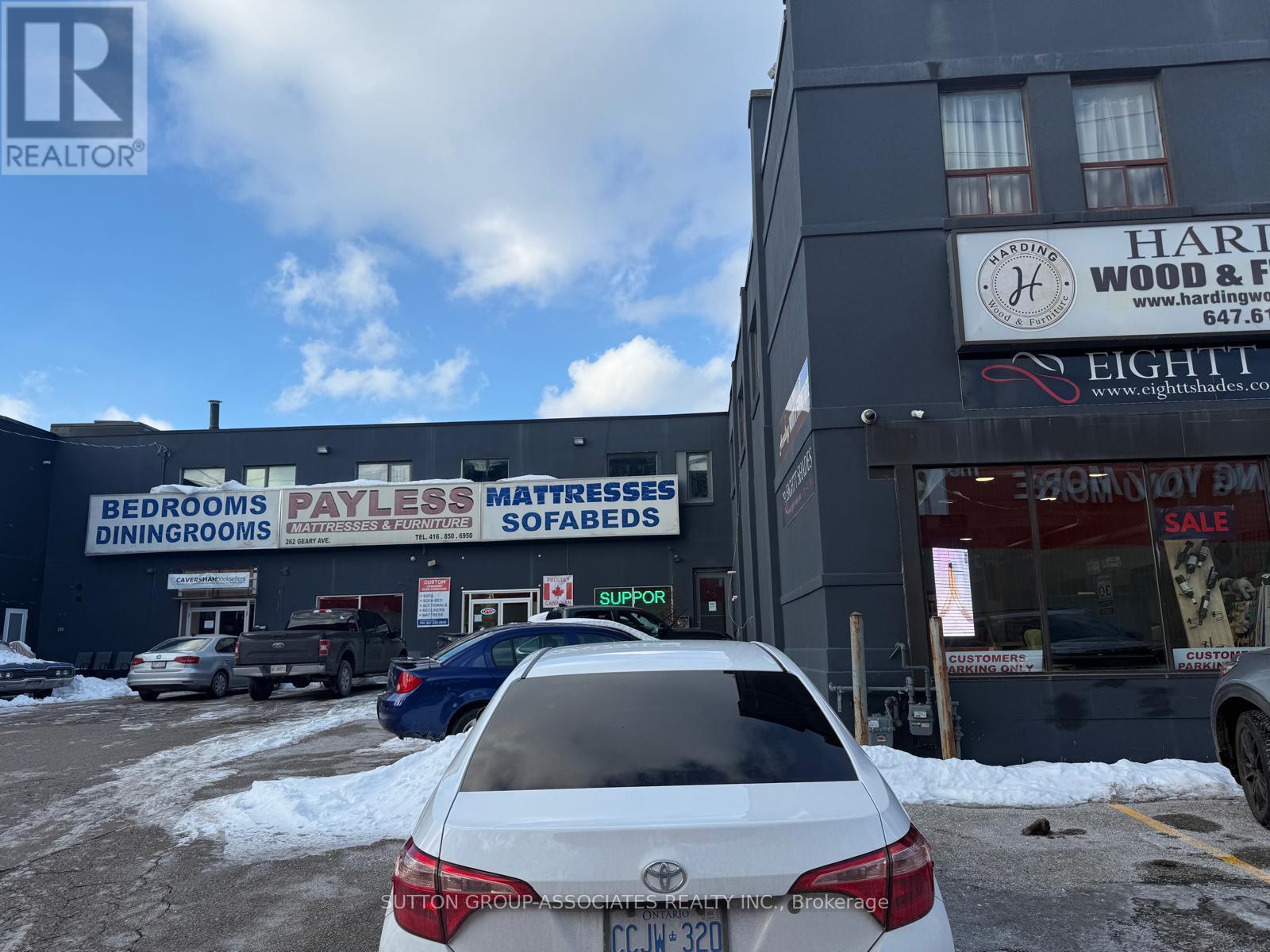 Storefront - 260 Geary Avenue, Toronto, Ontario  M6H 2C5 - Photo 2 - W12708558