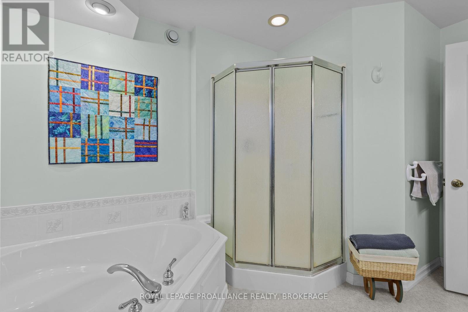 241 Potspoon Lane, South Frontenac, Ontario  K0H 1T0 - Photo 24 - X12502204