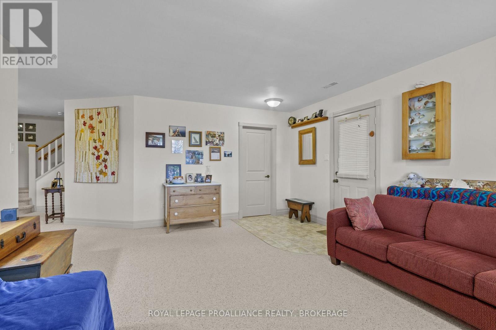 241 Potspoon Lane, South Frontenac, Ontario  K0H 1T0 - Photo 35 - X12502204