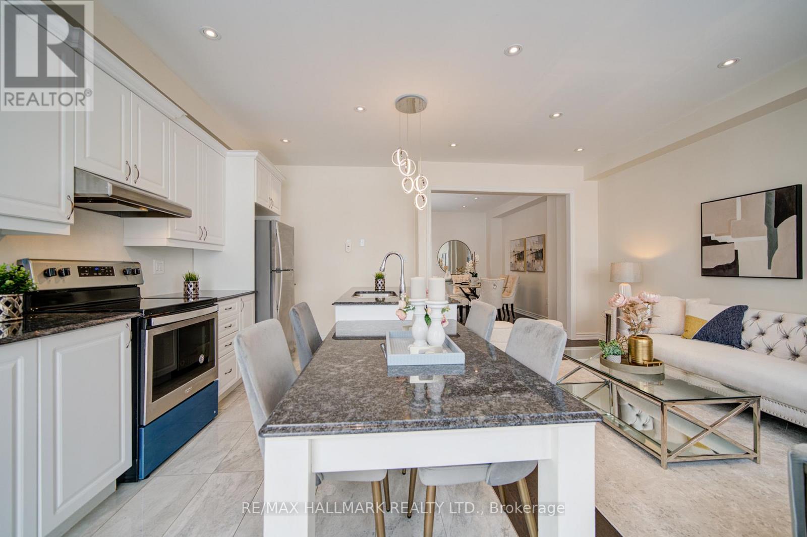 71 Titan Trail, Markham, Ontario  L3S 0E2 - Photo 12 - N12714774