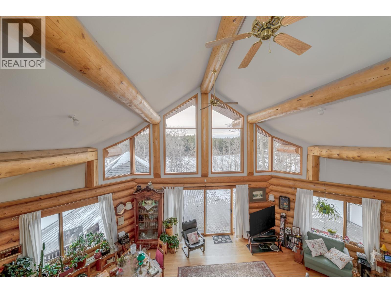 5565 Backvalley Road, 100 Mile House, British Columbia  V0K 2E1 - Photo 18 - R3074074