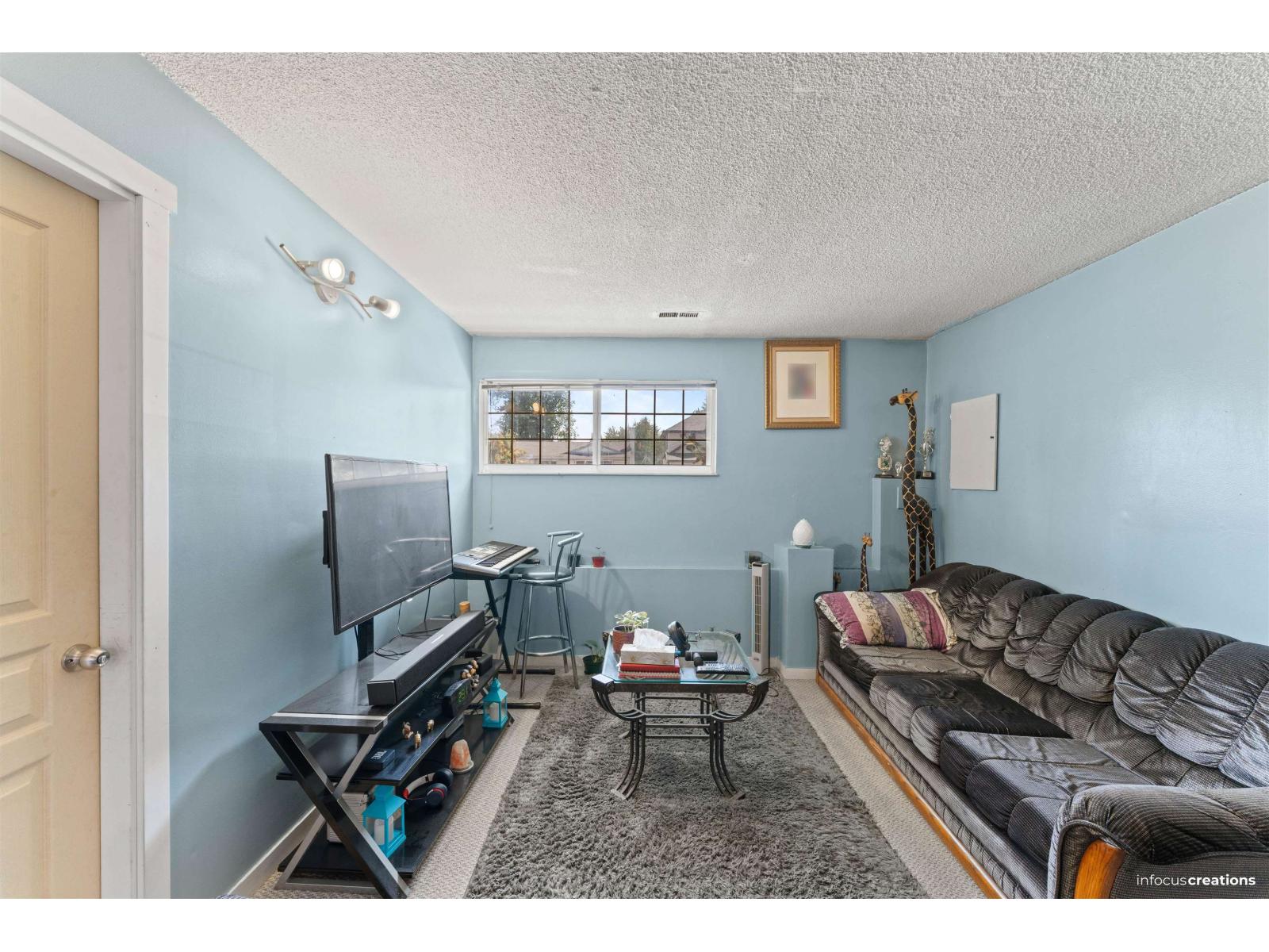 13137 99th Avenue, Surrey, British Columbia  V3T 1G1 - Photo 9 - R3081480