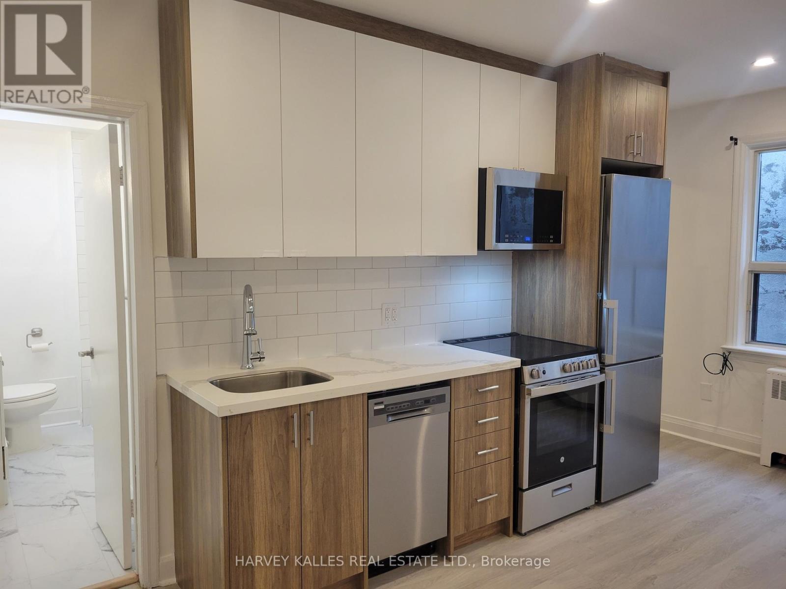 2 - 1980 Eglinton Avenue W, Toronto, Ontario  M6E 2J9 - Photo 3 - W12714670