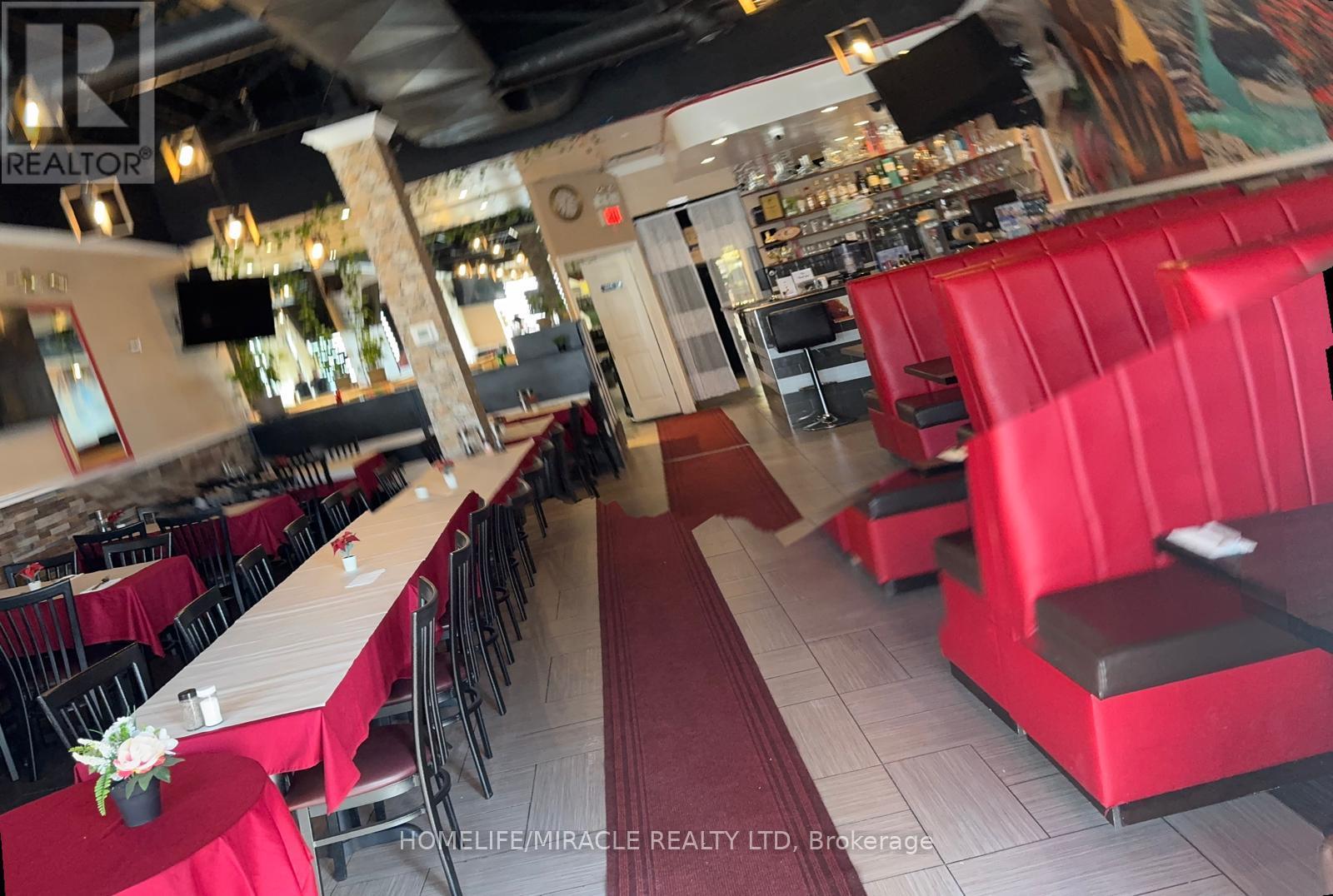 3415 Dixie Road, Mississauga, Ontario  L4Y 4J6 - Photo 10 - W12714728