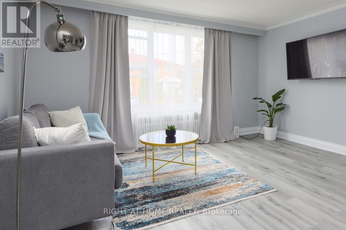 2 - 9 Donald Avenue, Toronto, Ontario  M6M 1J7 - Photo 2 - W12714736