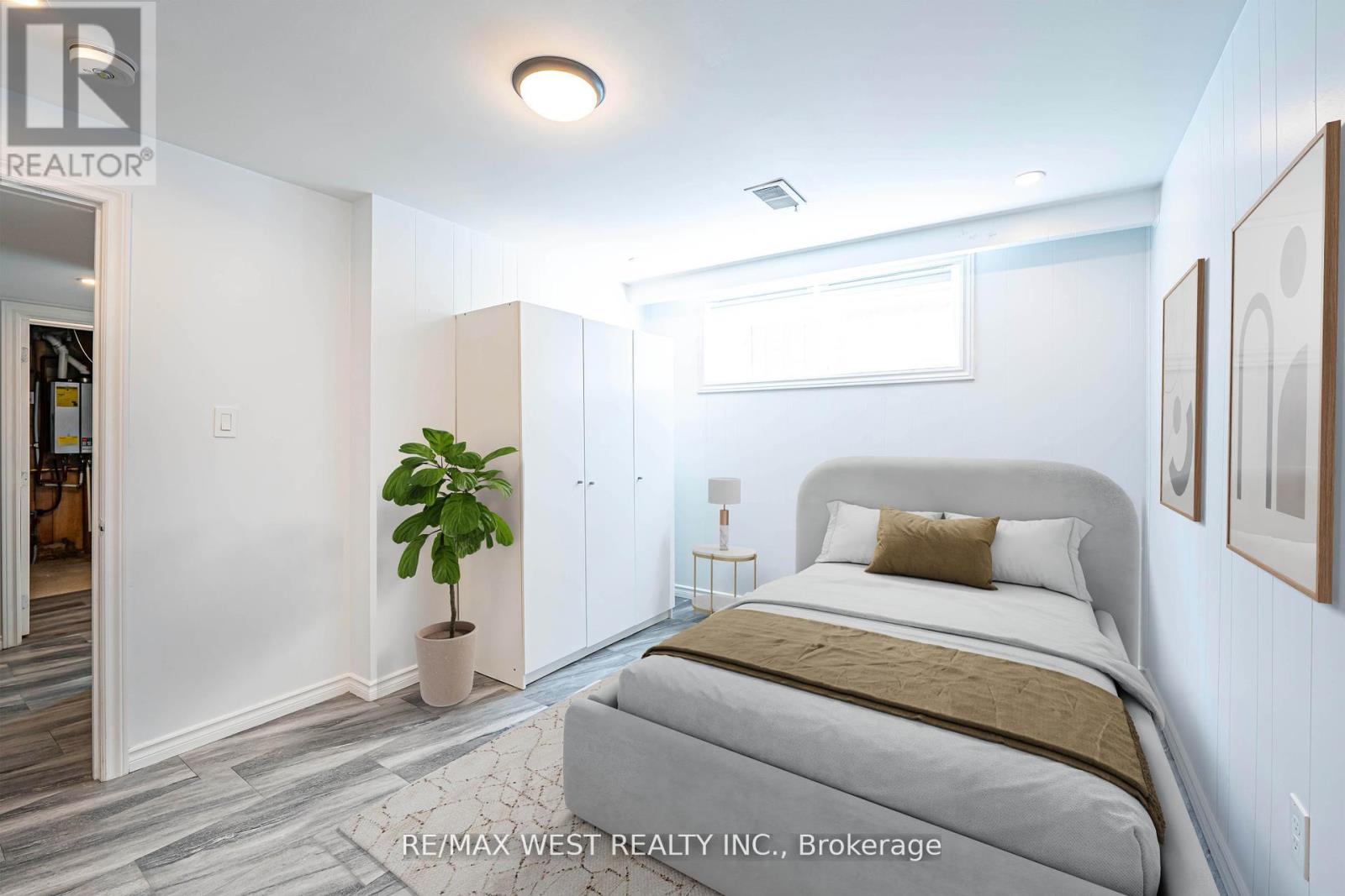 Lower - 59 Redcar Avenue, Toronto, Ontario  M9B 1K4 - Photo 18 - W12714764