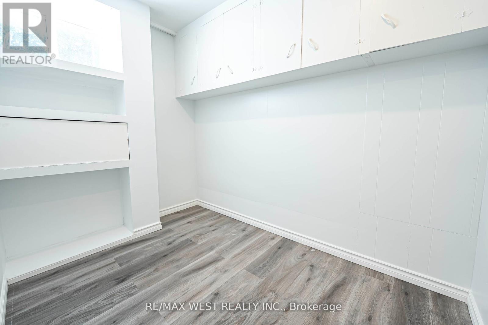 Lower - 59 Redcar Avenue, Toronto, Ontario  M9B 1K4 - Photo 21 - W12714764