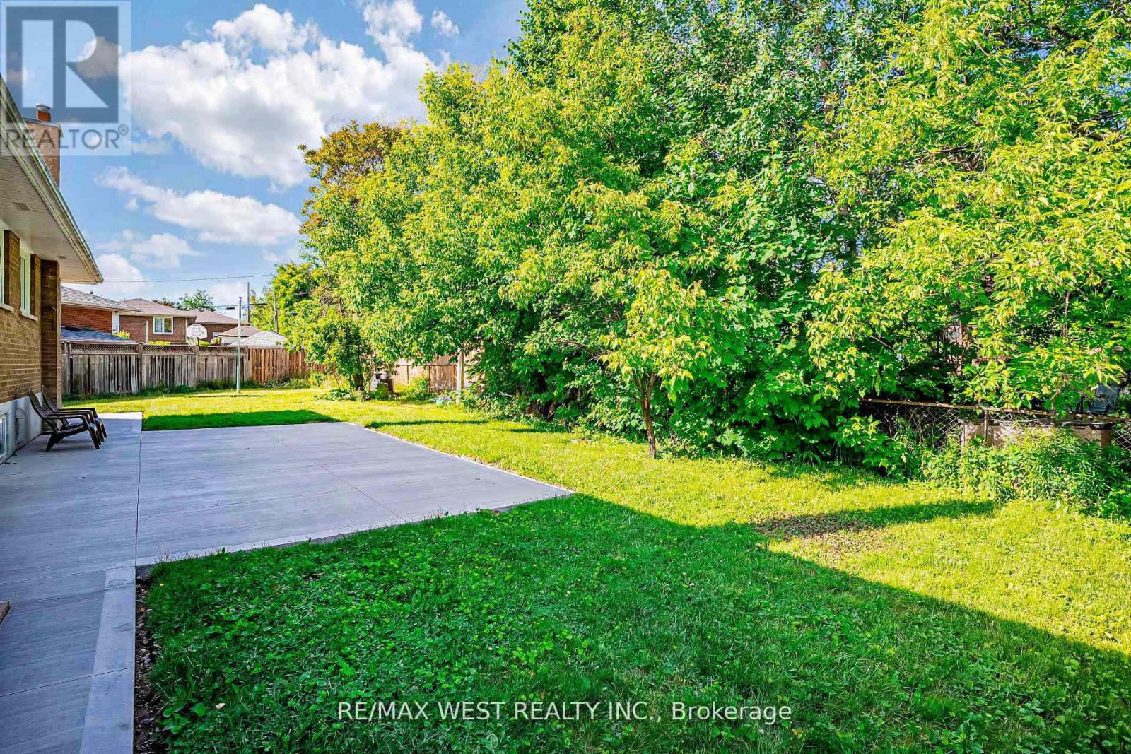 Lower - 59 Redcar Avenue, Toronto, Ontario  M9B 1K4 - Photo 26 - W12714764