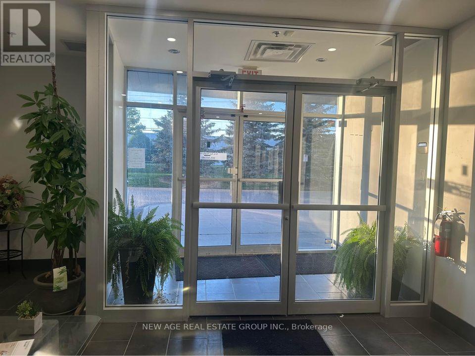 5-1 - 15 Brownridge Road, Halton Hills, Ontario  L7G 0C6 - Photo 3 - W12714786