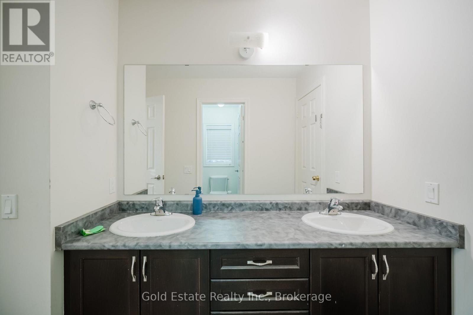 69 Blackberry Valley Crescent, Caledon, Ontario  L7C 4A1 - Photo 30 - W12714838