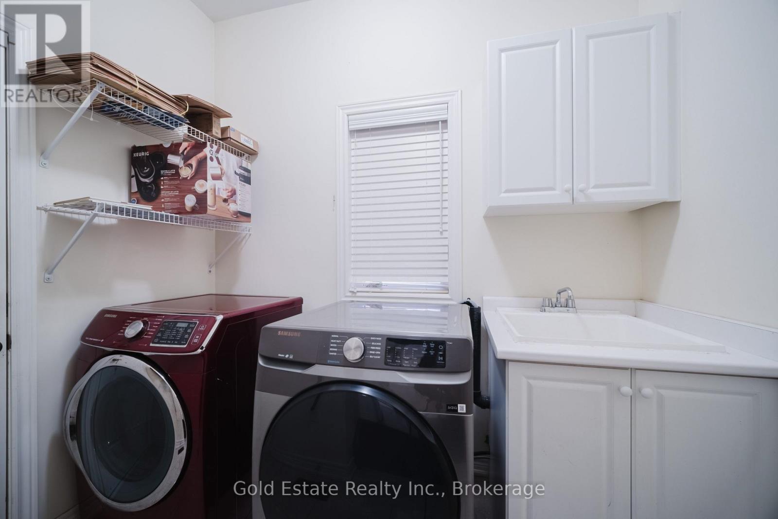 69 Blackberry Valley Crescent, Caledon, Ontario  L7C 4A1 - Photo 7 - W12714838