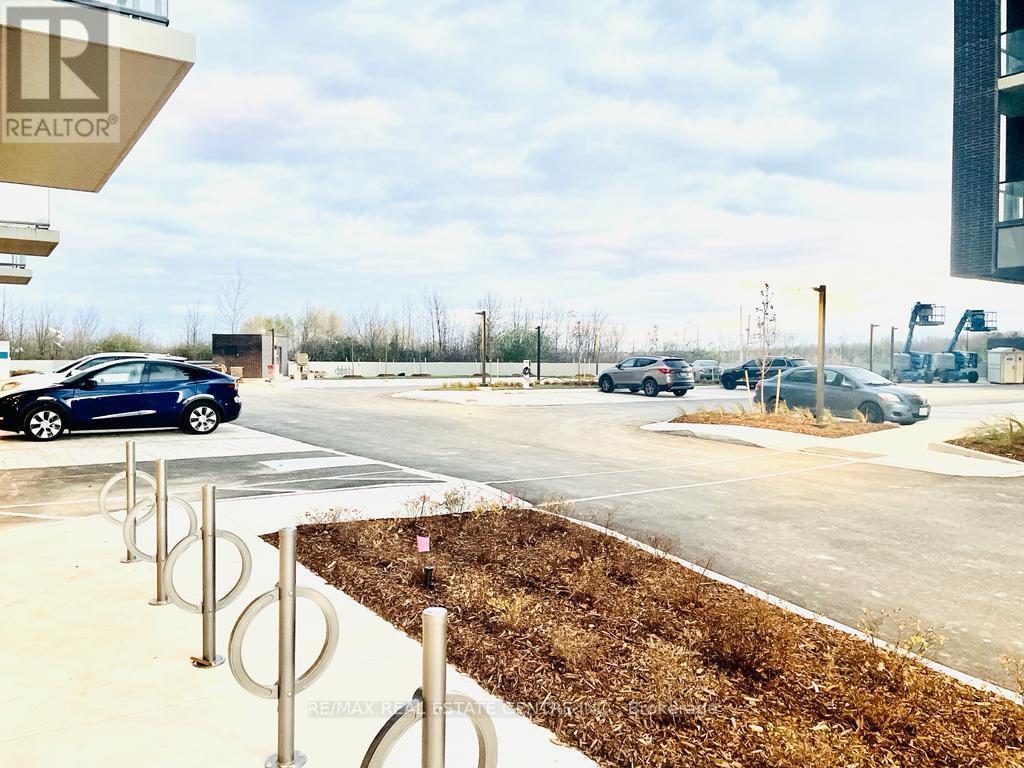 404 - 225 Veterans Drive, Brampton, Ontario  L7A 5L7 - Photo 22 - W12714848