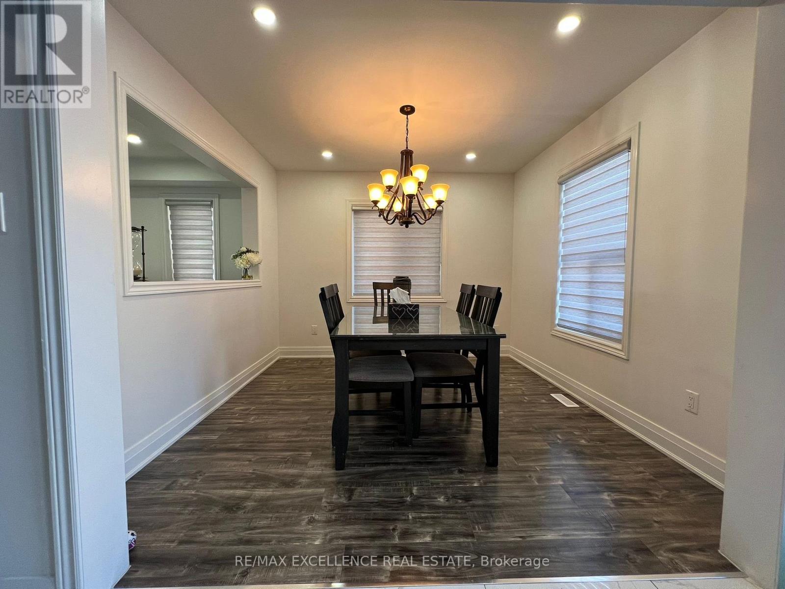 18 Fallstar Crescent, Brampton, Ontario  L7A 2J5 - Photo 6 - W12714850