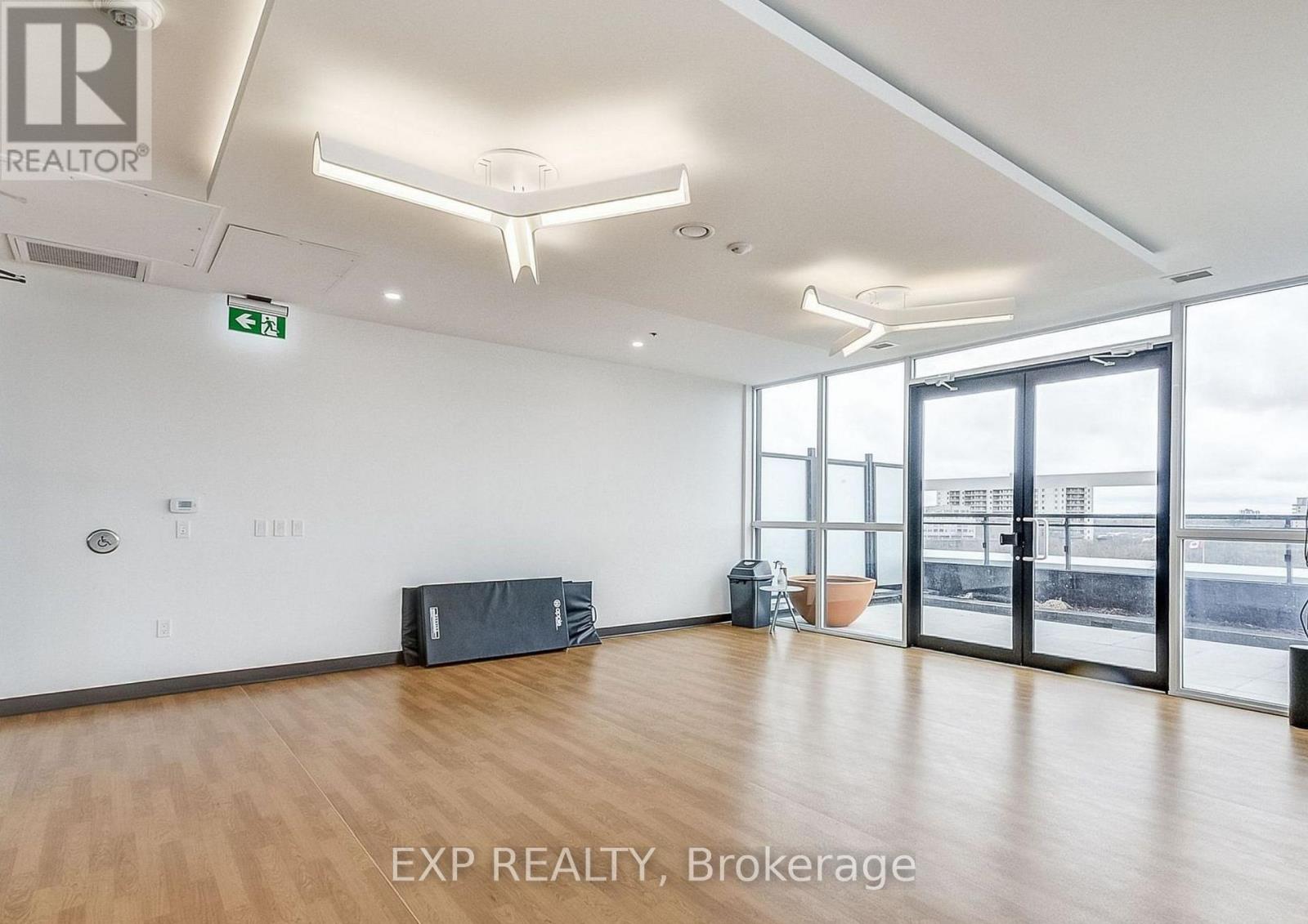 1108b - 60 Charles Street W, Kitchener, Ontario  N2G 0C9 - Photo 22 - X12714742