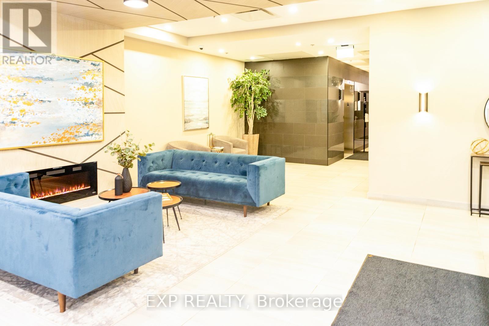 1108b - 60 Charles Street W, Kitchener, Ontario  N2G 0C9 - Photo 4 - X12714742