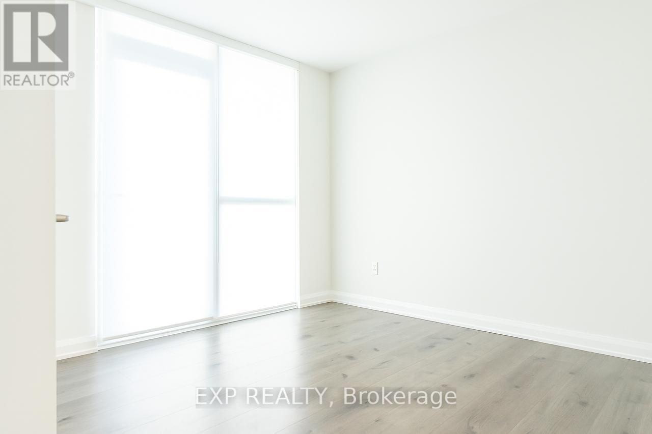 1108b - 60 Charles Street W, Kitchener, Ontario  N2G 0C9 - Photo 8 - X12714742