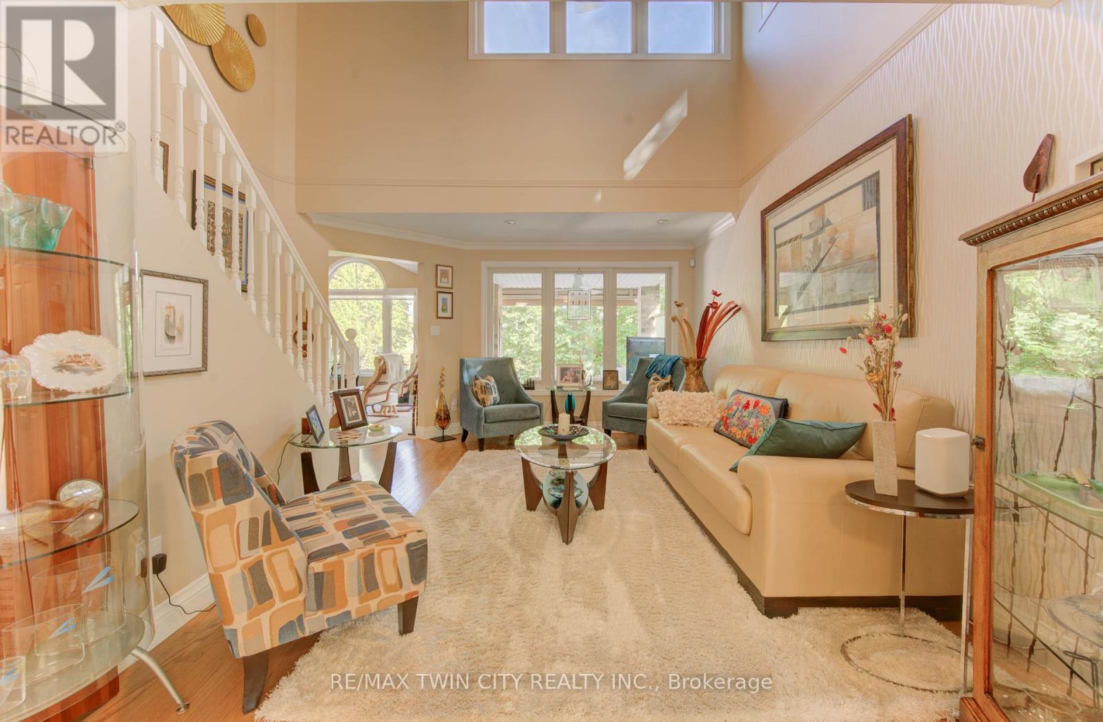 76 Candle Crescent, Kitchener, Ontario  N2P 2K8 - Photo 9 - X12714782