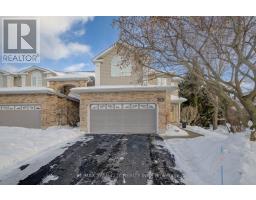 76 CANDLE CRESCENT, Kitchener, Ontario