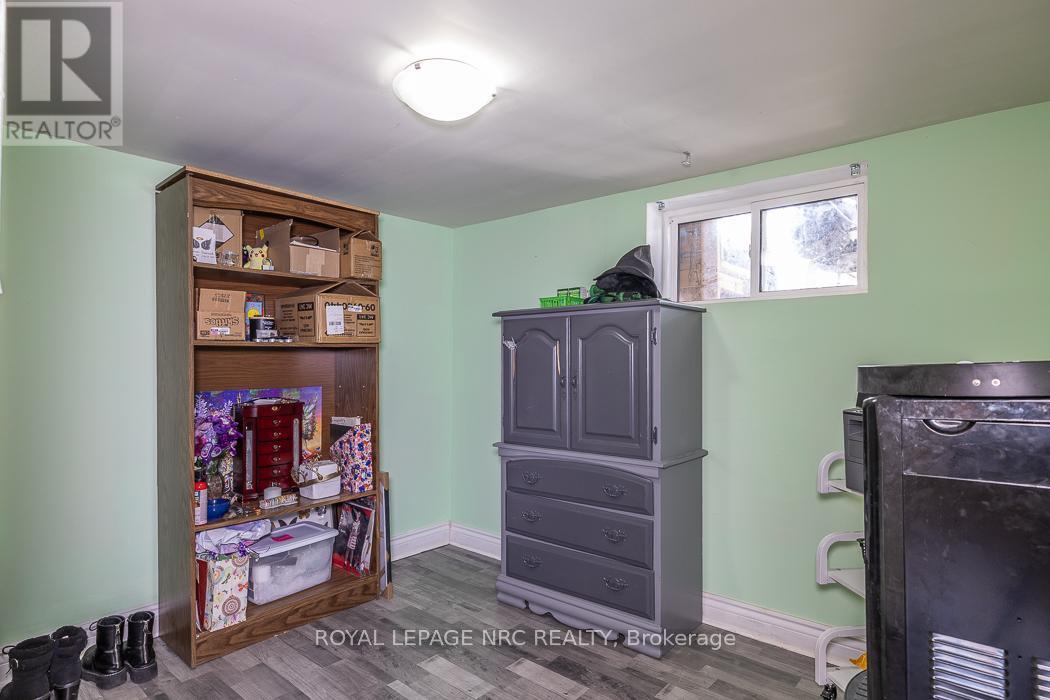 14 Oakwood Avenue, St. Catharines, Ontario  L2P 1L1 - Photo 15 - X12714800