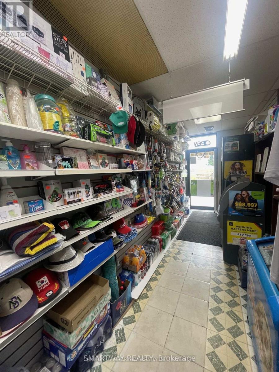 5 Windward Drive, Grimsby, Ontario  L3M 4E8 - Photo 6 - X12714818