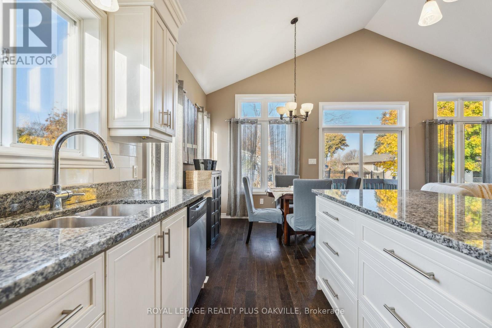 71 Locheed Drive, Hamilton, Ontario  L8T 4L5 - Photo 15 - X12714842