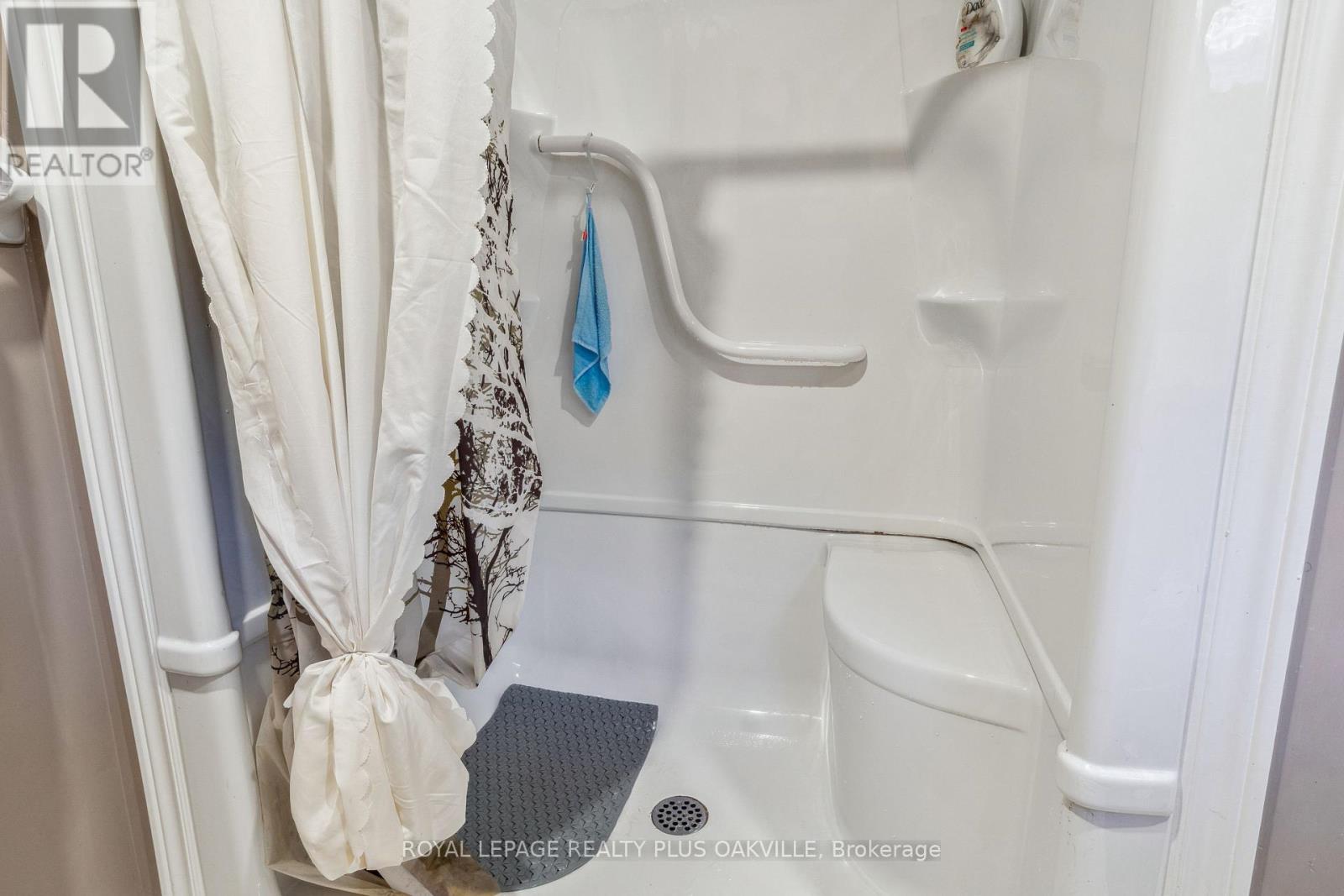 71 Locheed Drive, Hamilton, Ontario  L8T 4L5 - Photo 32 - X12714842