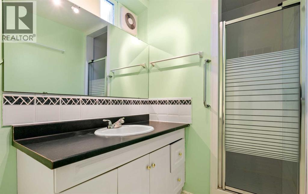 123 Parkside Place Se, Calgary, Alberta  T2J 4K2 - Photo 17 - A2280066