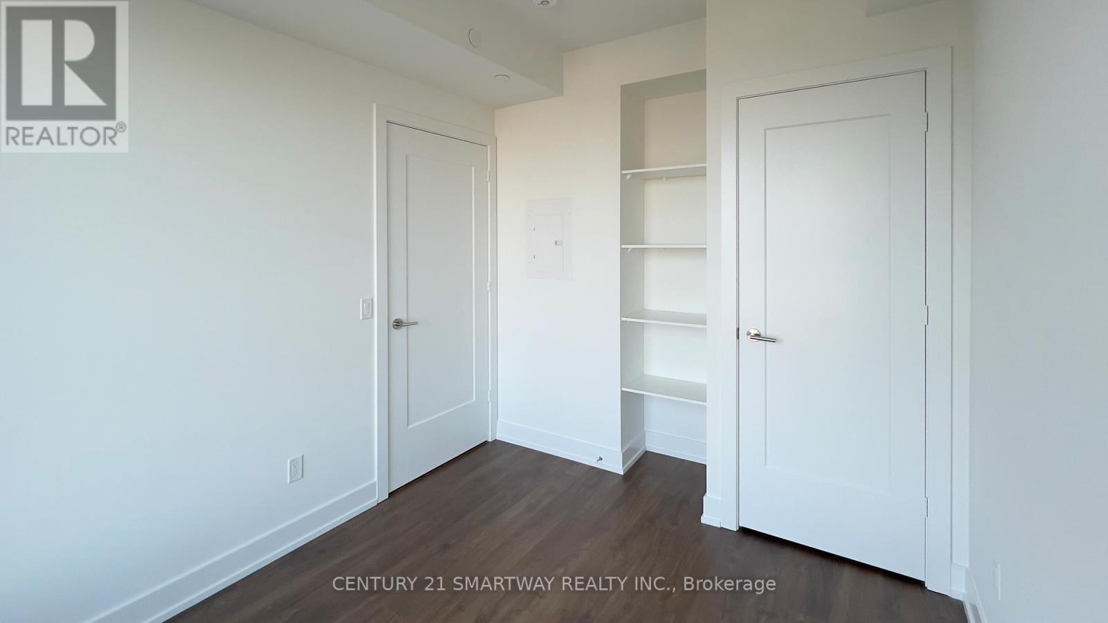 1215 - 60 Central Park Roadway, Toronto, Ontario  M9A 0E6 - Photo 12 - W12680000