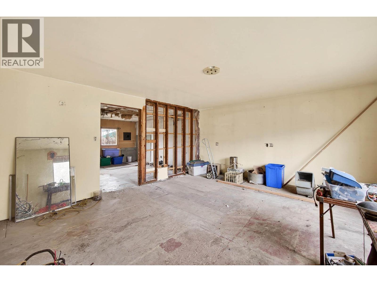 439 Campbell Avenue, Kamloops, British Columbia  V2B 3R8 - Photo 8 - 10373404