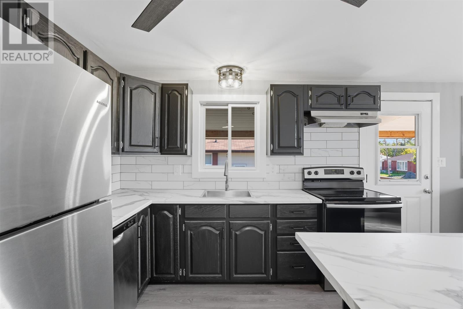 62 Dieppe Ave, Elliot Lake, Ontario P5A 1H3 - Photo 13 - SM260050