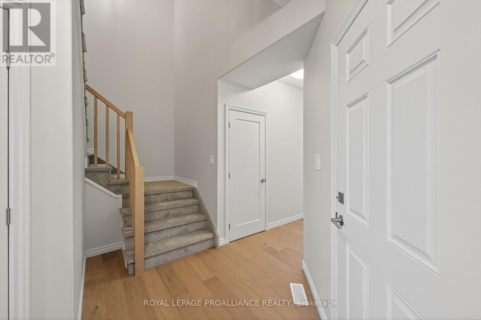 14 Peace River Street, Belleville, Ontario  K8N 0V6 - Photo 14 - X12714894