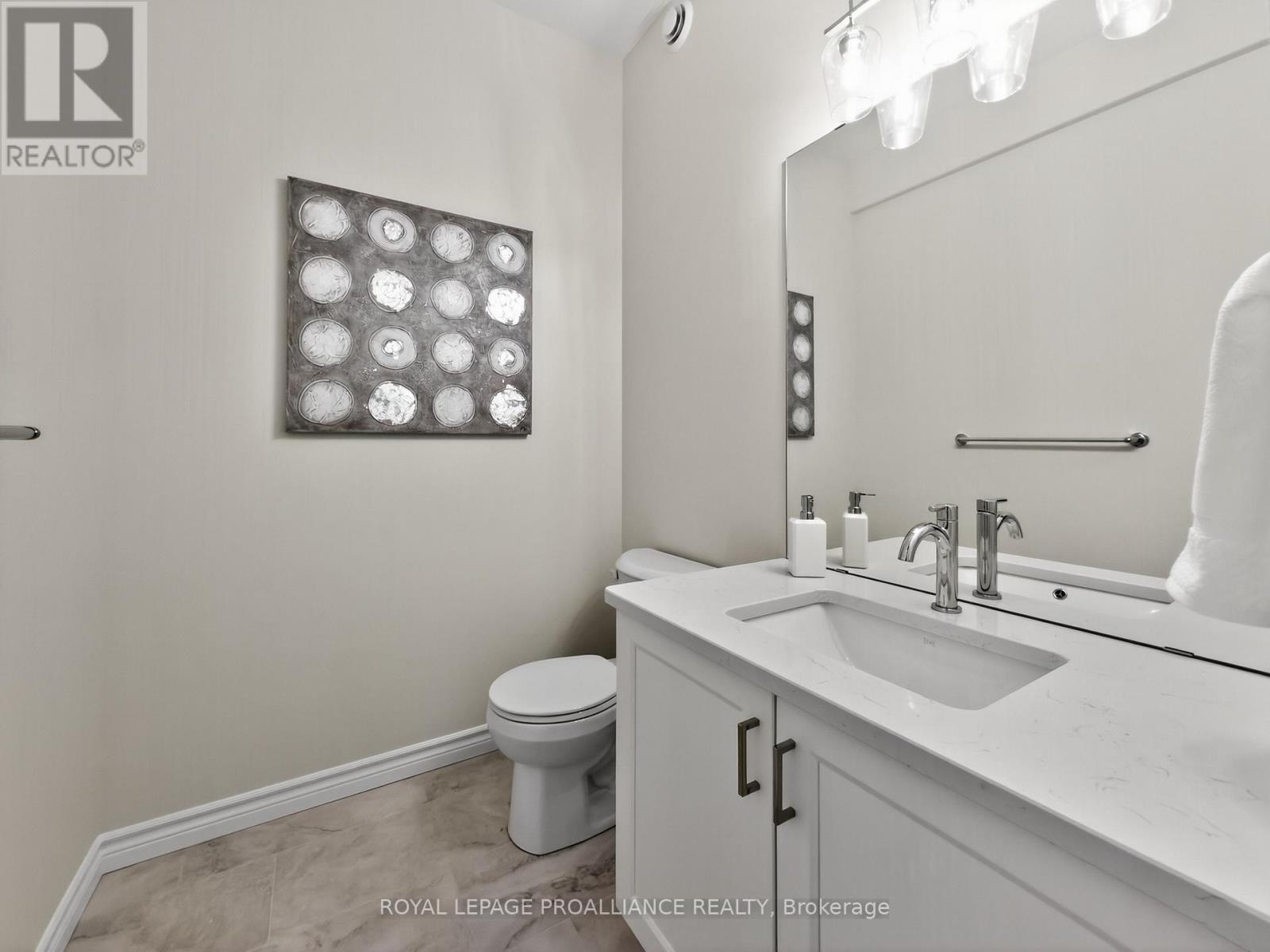 14 Peace River Street, Belleville, Ontario  K8N 0V6 - Photo 4 - X12714894