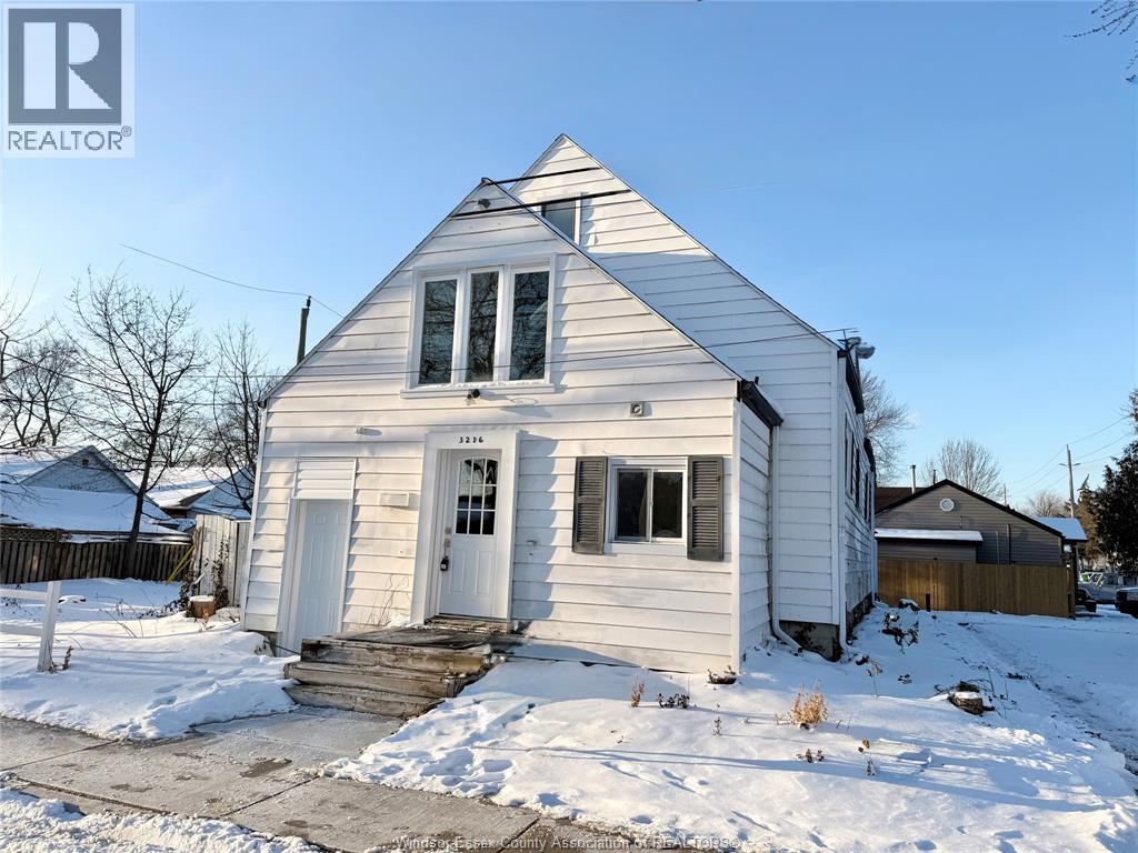 MLS# 26001337: 3216 MANCHESTER Unit# 1, Windsor, Canada