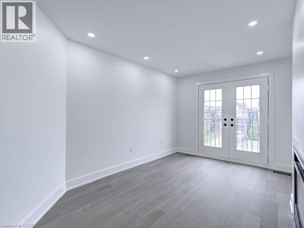 373 Ravineview Way, Oakville, Ontario  L6H 6S5 - Photo 28 - 40796013