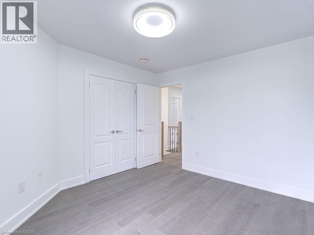 373 Ravineview Way, Oakville, Ontario  L6H 6S5 - Photo 36 - 40796013