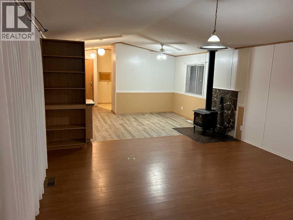 16 1 Avenue W, Faust, Alberta  T0G 0X0 - Photo 4 - A2280561