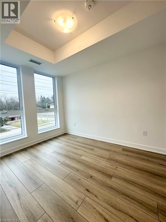 312 Erb Street Unit# 204, Kitchener, Ontario  N2L 1W3 - Photo 8 - 40799631