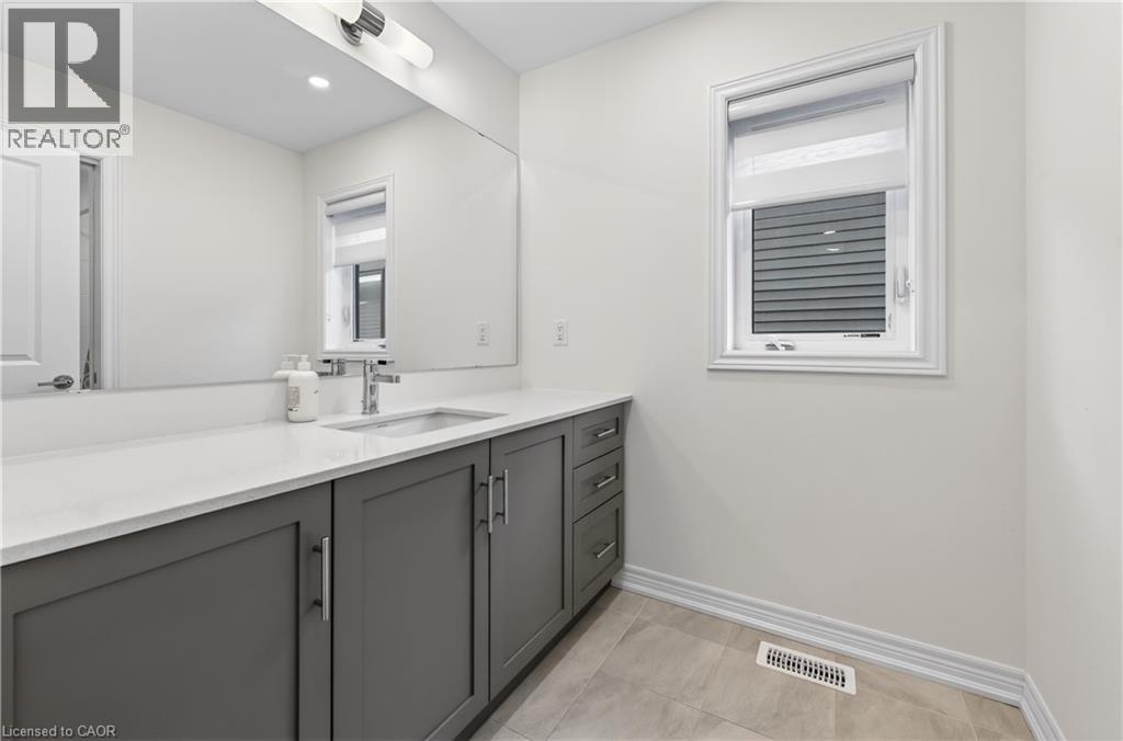 15 Vinifera Drive, Grimsby, Ontario  L3M 0L2 - Photo 30 - 40799923