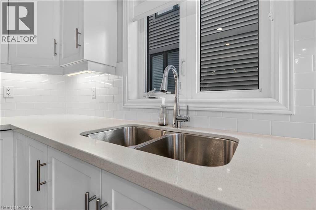 15 Vinifera Drive, Grimsby, Ontario  L3M 0L2 - Photo 21 - 40799923