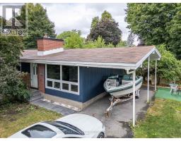 935 GOREN AVENUE, Ottawa, Ontario