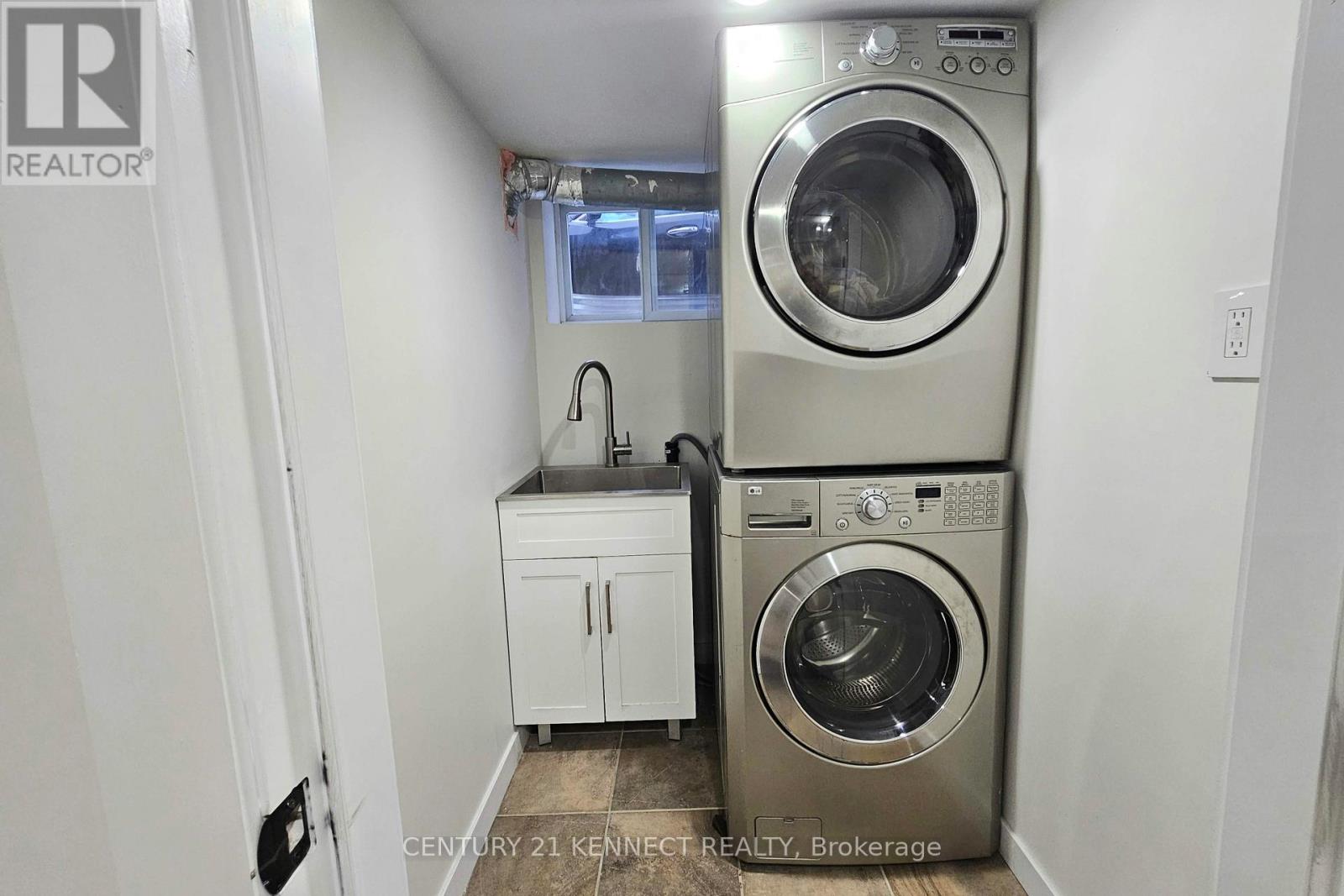 Bsmt - 17 Rockelm Road, Toronto, Ontario  M1L 3R7 - Photo 8 - E12676294