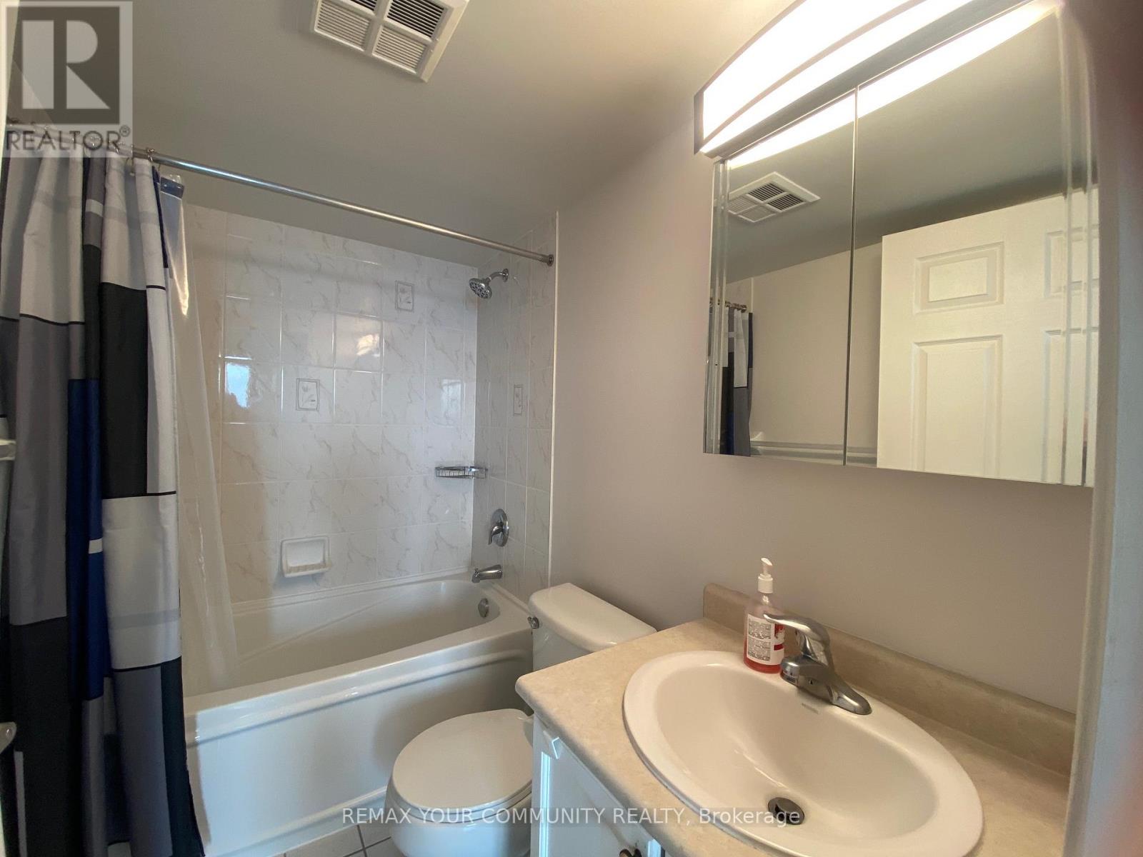 Lph10 - 23 Oneida Crescent, Richmond Hill, Ontario  L4B 0A2 - Photo 20 - N12672842