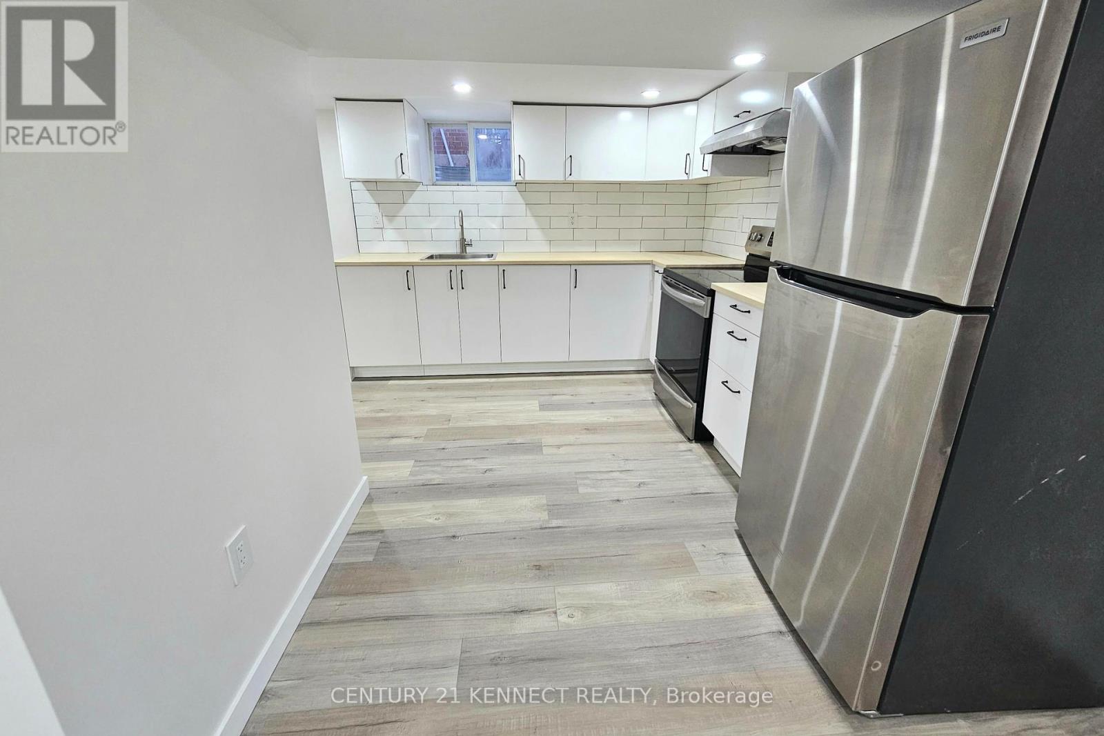 Bsmt - 17 Rockelm Road, Toronto, Ontario  M1L 3R7 - Photo 17 - E12676294