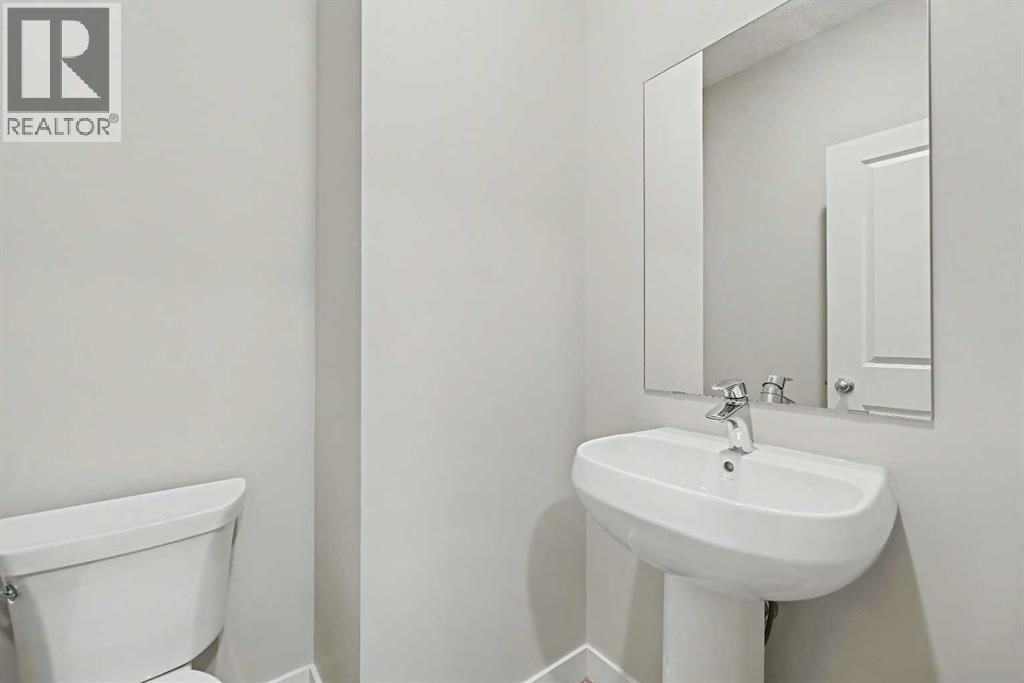 120 Carringvue Way Nw, Calgary, Alberta  T3P 1K6 - Photo 22 - A2279083