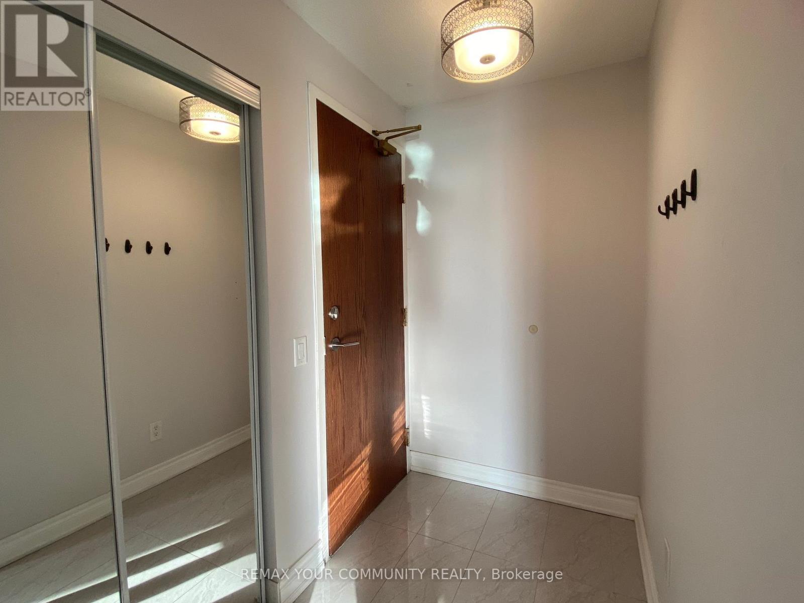 Lph10 - 23 Oneida Crescent, Richmond Hill, Ontario  L4B 0A2 - Photo 8 - N12672842