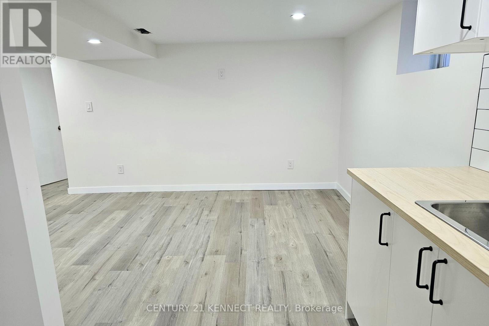 Bsmt - 17 Rockelm Road, Toronto, Ontario  M1L 3R7 - Photo 13 - E12676294