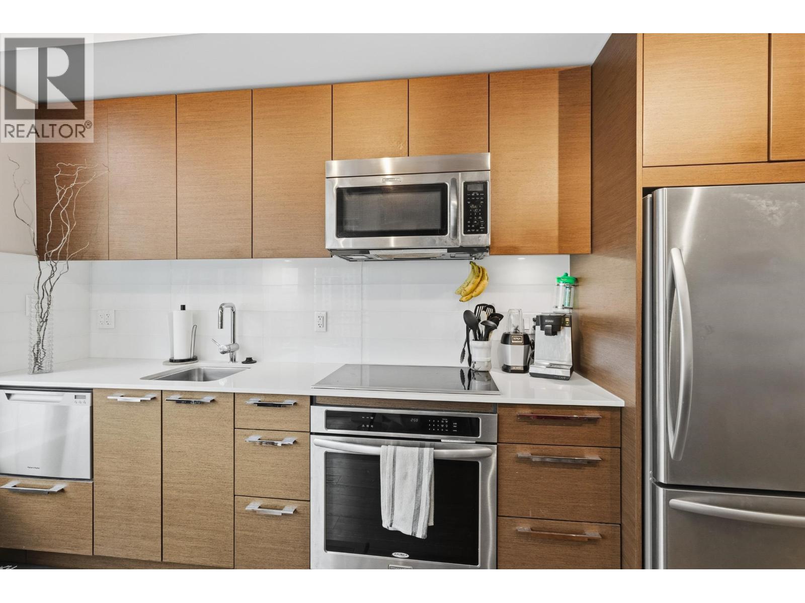 1006 111 E 13th Street, North Vancouver, British Columbia  V7L 0C7 - Photo 7 - R3081464