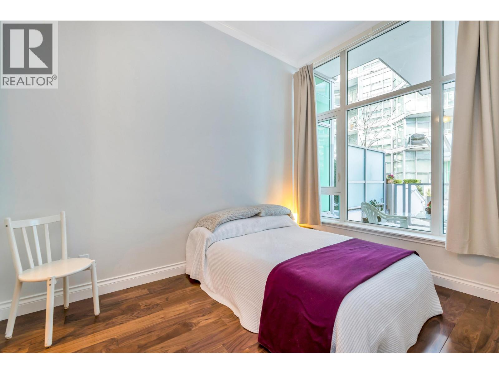 103 185 Victory Ship Way, North Vancouver, British Columbia  V7L 0G2 - Photo 11 - R3081475