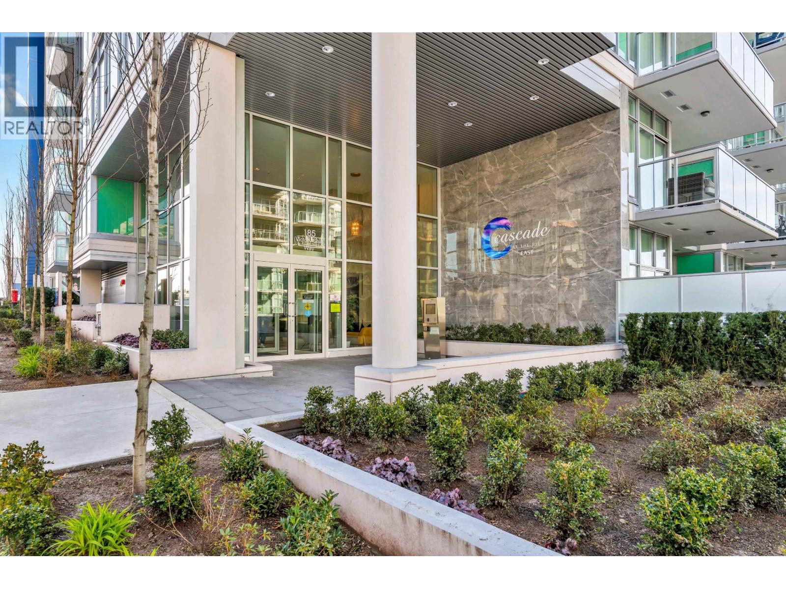 103 185 Victory Ship Way, North Vancouver, British Columbia  V7L 0G2 - Photo 2 - R3081475